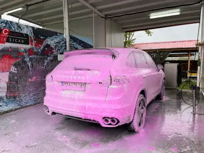 Автомивка LinsiCarWash Хисаря