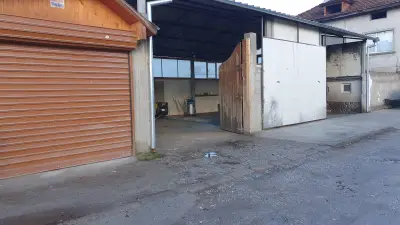 Автомивка Костандово | Външно и вътрешно почистване на автомобили | Гумаджийница | Пране на килими