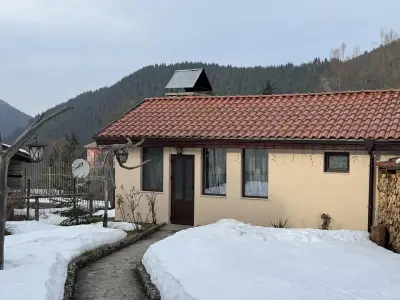 Mama Emiliya Guest House