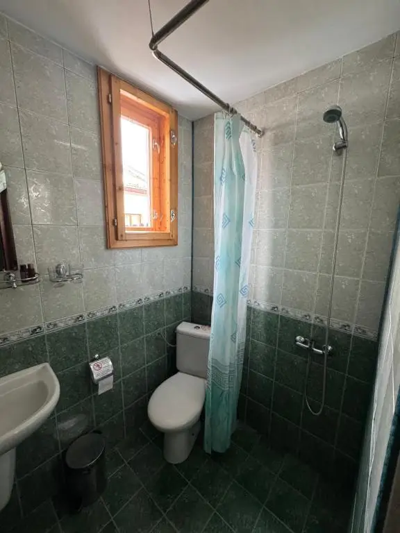 Двойна делукс стая (2 възрастни + 1 дете)