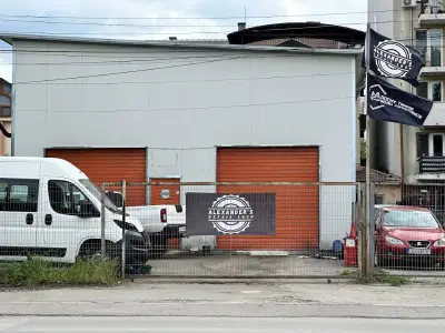 Alexander’s Repair Shop