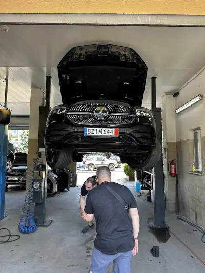 Автоклима зареждане на автоклиматици и Автосервиз