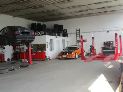 "KАЗАКОВ КАР" ЕООД Автосервиз и пътна помощ KAZAKOV CAR LTD