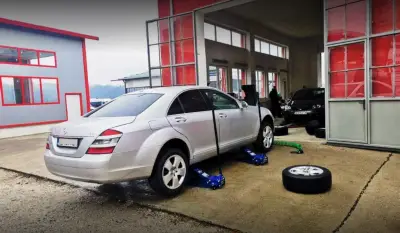 Автосервиз GoPlus - Реглажи, Смяна Гуми, Акумулатори, Масло и Филтри, Изправяне Джанти