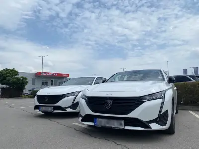 Deluxe Rent a Car