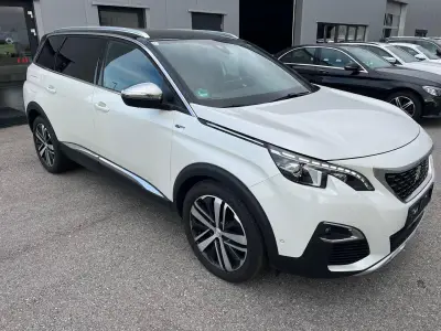 Lux cars