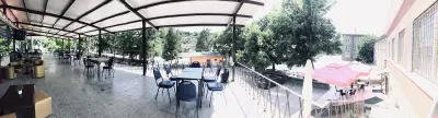 Cafe-Bar Aperitif