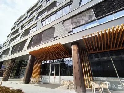 Green Deli Cafe