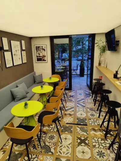 Life Cafe LC
