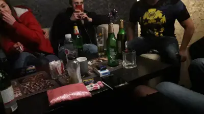 Кафене 212