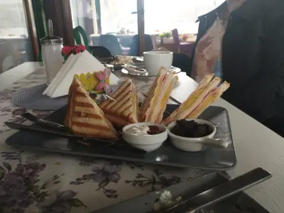 Сладкарска къща "При Бари"