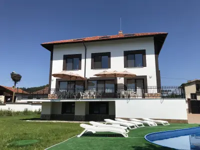 КЪЩА ЗА ГОСТИ ХАРМОНИ