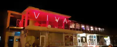 VIVA Cafe & Bar