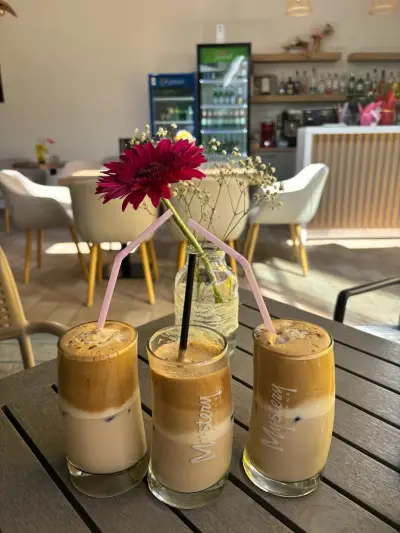 ШАПКИТЕ Coffee Room