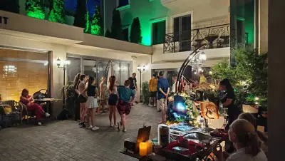 Francy's Jazz Corner Café