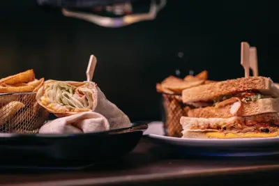 Lux bar & dinner