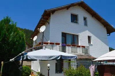 Guest House Nia