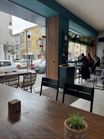 YOUTOPIA by New Coffee World