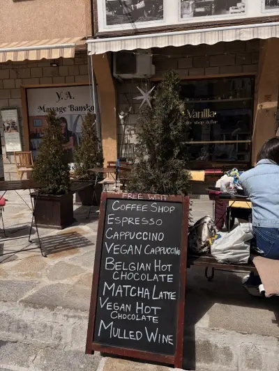 Vanilla Coffee Shop and Bar