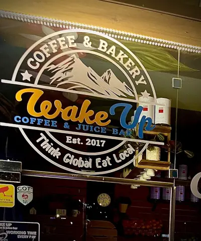 Wake UP coffee & juice bar