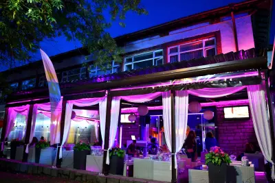 Cafe Bar And Street Food Eliz