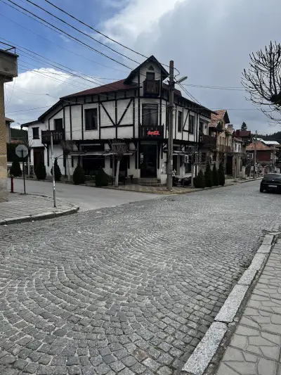 Cafe & Bar Migo