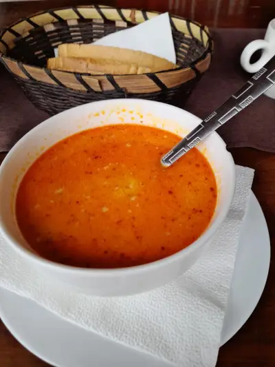 Кафене „Фемили“