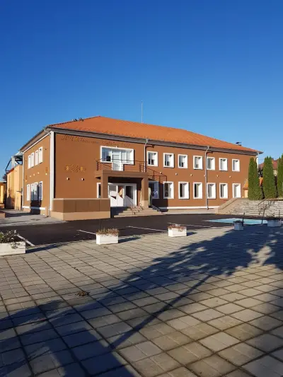 Фолклорен извор