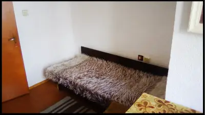 Самостоятелен етаж от къща за нощувки в с.Широка Лъка