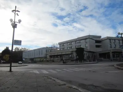 Хотел гр.Лозница