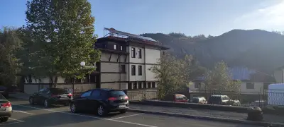 Комплекс Славеите