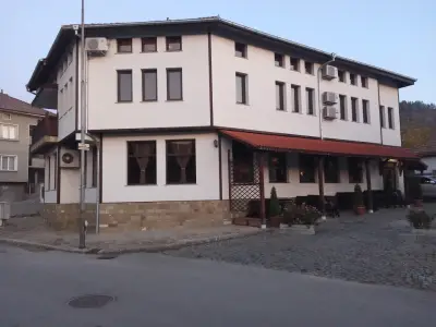 Стаи за гости ,,Антик"