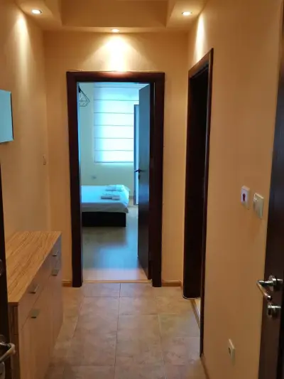 Apartment Lora