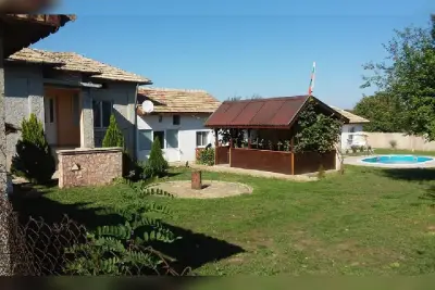 Къща под наем село Буховци