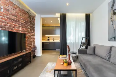 The Grey аpARTment