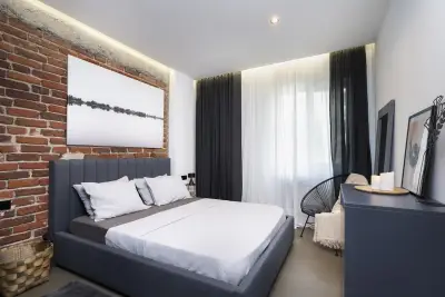 The Grey аpARTment