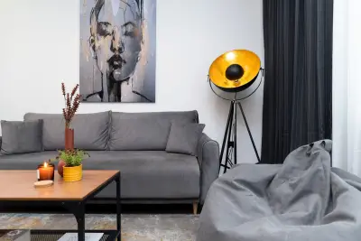 The Grey аpARTment