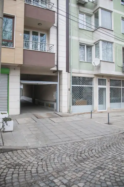 DERELLI Business Apartment