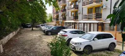 Golden House Apartments
