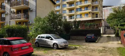 Golden House Apartments