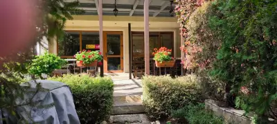 Golden House Apartments