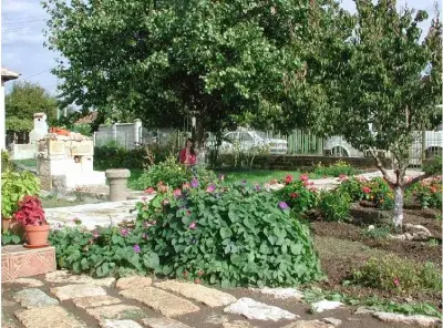 КЪЩА ЗА ГОСТИ МАРИЯ - НЕВЕНА