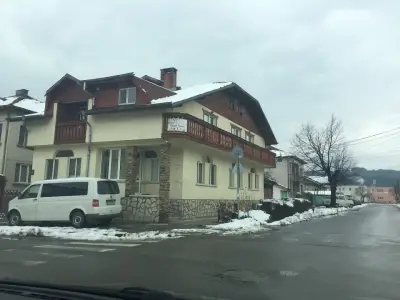 Хотел Четири Сезона