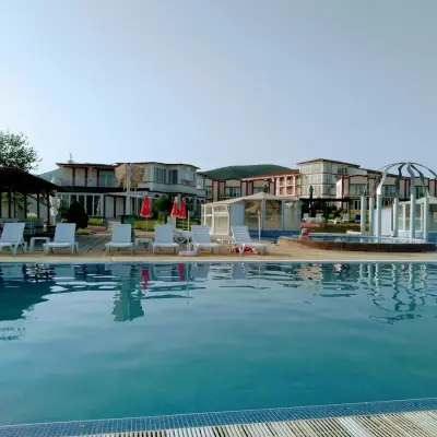 A-apartments апартамент в комплекс с минерални извори