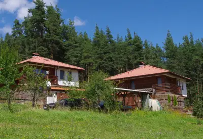 Къщи Тара
