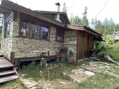 Къщи Тара