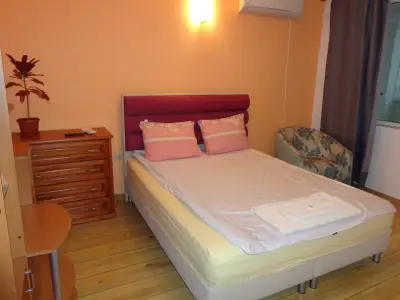 Apartment Moni 2