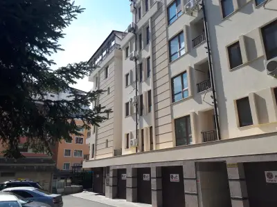 Apartments Flora