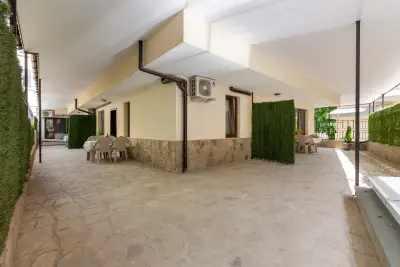 Apartments Flora