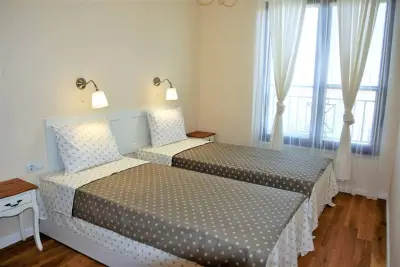 The Bella Casa